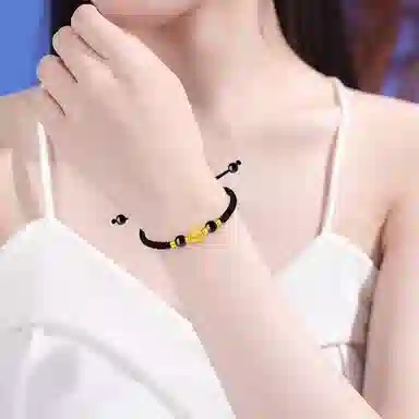 999