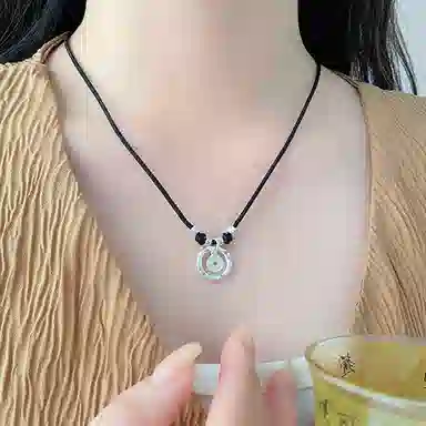 999
