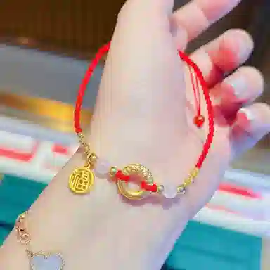 999