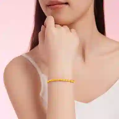 S925