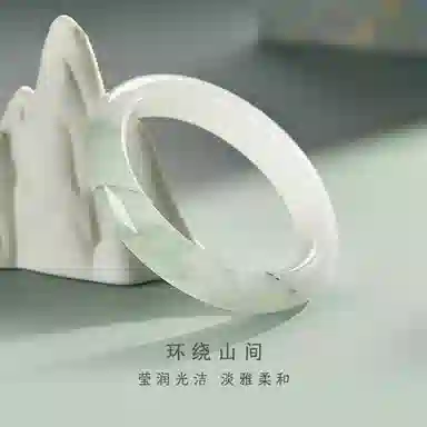 贝戈丽丝 古典气质清冷感 美人远山黛贵妃镯 新中式古风汉服旗袍百搭 吉祥如意 平安顺遂天然 天山翠 手镯 女款