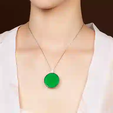 贝戈丽丝 复古新中式事事顺利菠菜绿无事圆牌项坠 温柔风情色泽靓丽平安牌锁骨链 夏日出行搭配 #好运 玉髓 玉石项链 男女同款情侣款