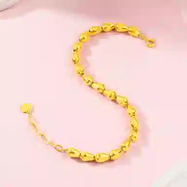 925