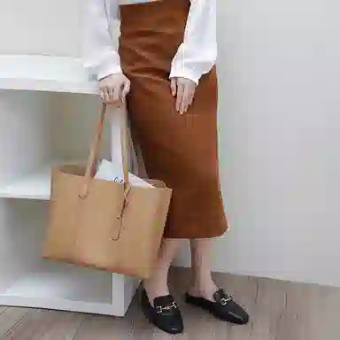 PESASRIE Tote