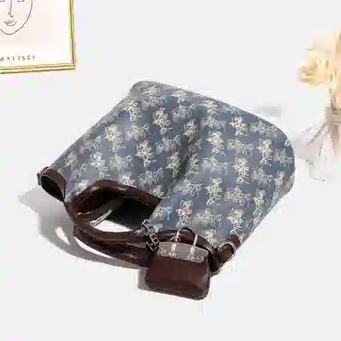 PESASRIE Blue Handbag