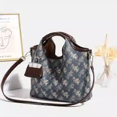 PESASRIE Blue Handbag