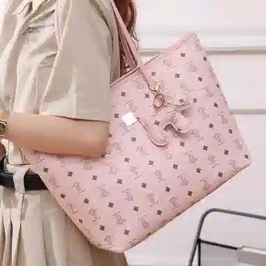 PESASRIE Tote