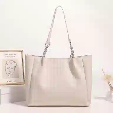 PESASRIE Tote