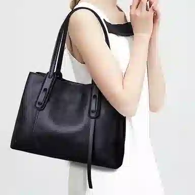 PESASRIE Tote