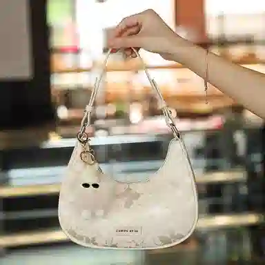 PESASRIE x CHRIFS KFIIH PU