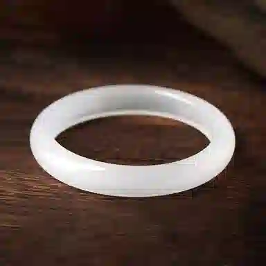 御龙镜 精品马料 冰透白月光 新中式国潮古香古色温柔气质水润温婉高级清冷感素圈 玛瑙 显白时尚玉石手镯 女款