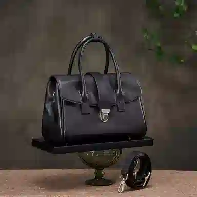 时尚百搭小众设计简约通勤 牛皮 手提包 女款 多色