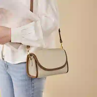 简约休闲手机包女式斜挎包 牛皮 单肩包 女款 大象灰/奶昔白