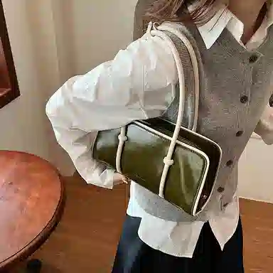 Yilv Retro Fashion Commuter PU Shoulder Bag