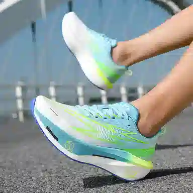 MUSNODO Lightweight Running Shoes