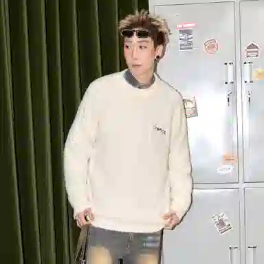 China Aerospace Sweater