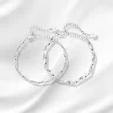 Datang Guoding Mobius Bracelet