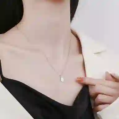 S925