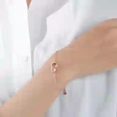 S999