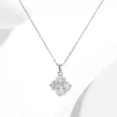 【随机掉落饰品一件】 迎百宝 爆闪锆石四叶草简约小清新轻奢颈链精致百搭通勤锁骨链 合金 项链 男女同款情侣款