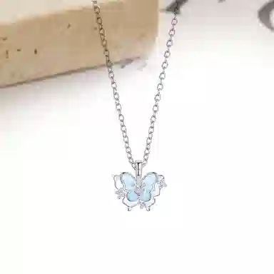 迎百宝 羽澜星簪 小众设计高级感夜光蝴蝶简约梦幻氛围感 招财纳福精致灵动清冷仙气氛围感#好运 合金 项链 男女同款情侣款