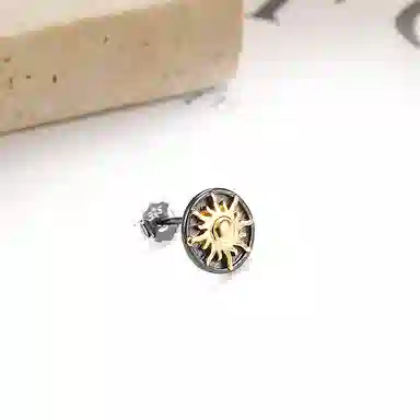 迎百宝 日月星辰 好运 镂空花纹重工小众设计时尚潮流高级感宇宙浪漫黑金配色耳钉 星星月亮太阳精致百搭中性风耳饰 男女同款情侣款