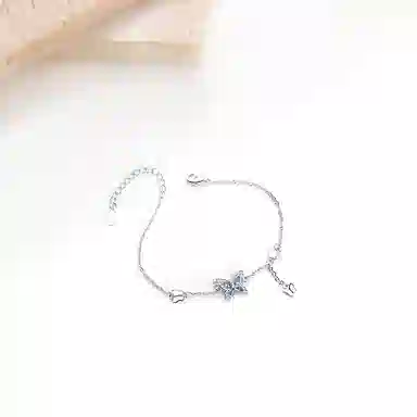 迎百宝 在逃公主 招财蝴蝶 梦幻冰蓝蝴蝶浪漫自由 时尚优雅高级感轻奢气质百搭 精致灵动仙气设计感 琉璃 项链 男女同款情侣款