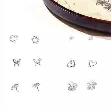 迎百宝 多耳洞福音 爱心蝴蝶花朵温柔高级感 一周不重样自由搭配精致小巧气质 合金 耳钉 男女同款情侣款