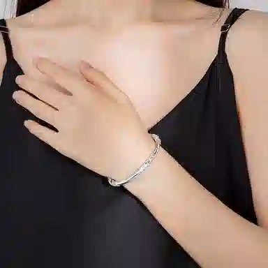 S999