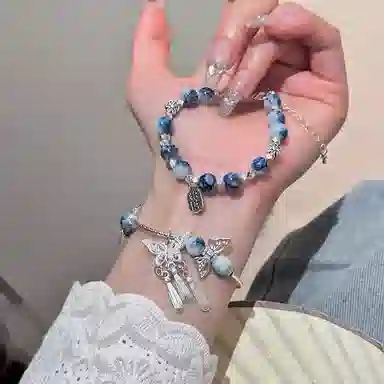 迎百宝 青花瓷 招财纳福新中式国潮风碎冰蓝本命年转运蝴蝶元素 古风优雅气质灵动百搭 合金 手链 女款