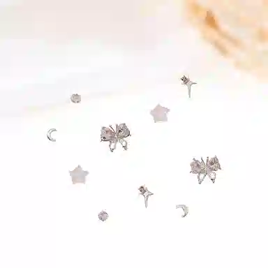 迎百宝 在逃公主星月伴蝶 甜美优雅高级感浅梦粉一周不重样六件套 灵动爆闪气质 合金 耳钉 男女同款情侣款