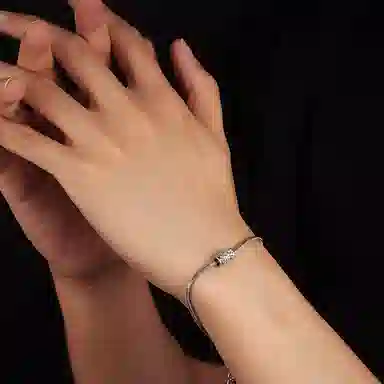 迎百宝 罗网小蛮腰设计个性百搭手饰精致超闪轻奢气质小众高级感轻奢 合金 手链 男女同款情侣款