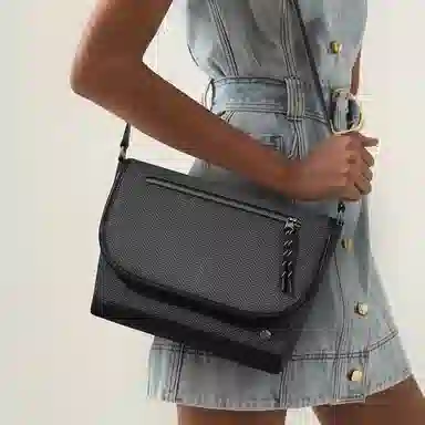 BVP Classic Messenger Bag Black