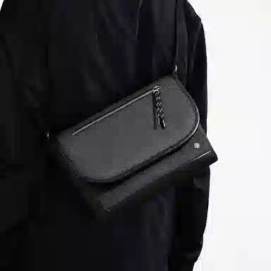 BVP Classic Messenger Bag Black