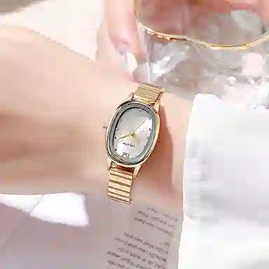 Clip Clop Oval Quartz Silver