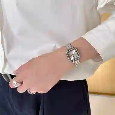 Clip Clop Quartz Silver