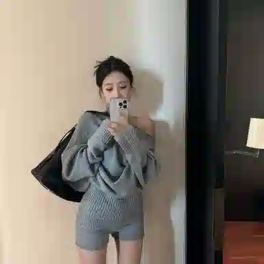 轻迎 高级感气质针织衫宽松长袖露肩毛衣上衣高腰直筒短裤休闲套装 女款