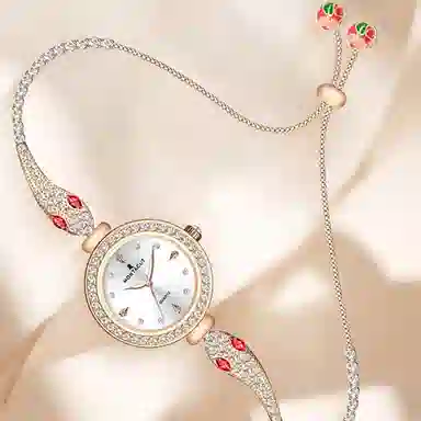 梦特娇 女款手表 法国巴黎奢侈品牌 经典时尚 简约防水百搭 学生商务运动手表 石英机芯 合金表带 国表 女表 银色表盘