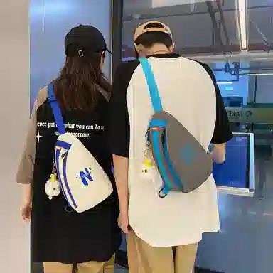 小清新学院初中高中多功能耐磨防水风百搭高质量 尼龙 胸包单肩包 男女同款情侣款 多色