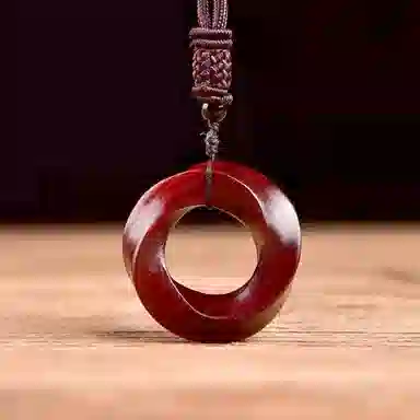 檀欣 国风新中式 精雕刻乌比环平安扣吊坠 纳福平安 吉祥如意 轻奢复古国潮小众设计小叶毛衣链礼挂件 紫檀属 木作项链 男女同款情侣款