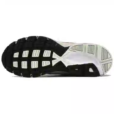 Nike Initiator RC Desert World