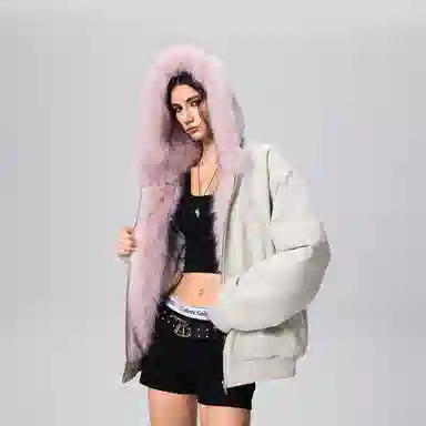 A chock Vintage Hooded Coat