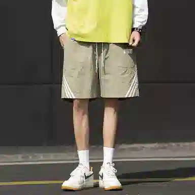 红蜻蜓 美式高街复古舒适百搭个性时尚韩系设计经典条纹系带五分休闲短裤 男女同款