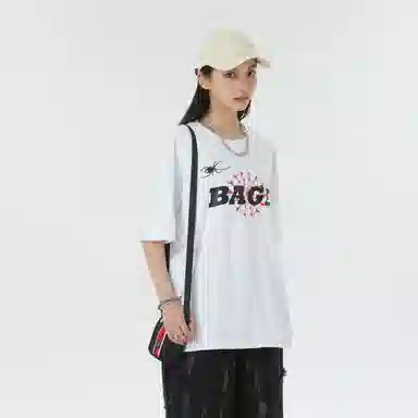 Logo T