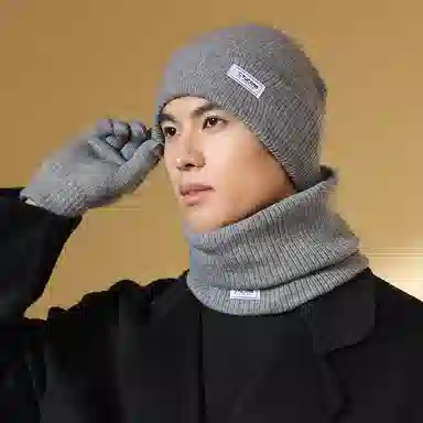 啄木鸟 围巾帽子手套三件套秋冬季加绒保暖防羊驼绒三合一户外骑行围脖套装礼盒精装 腈纶 绒线帽 男女同款情侣款