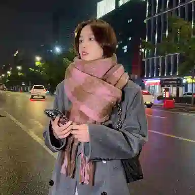 啄木鸟 高级感仿马海毛条纹撞色加绒加厚学生百搭秋冬季保暖格子长款流苏 绒线围巾 男女同款情侣款