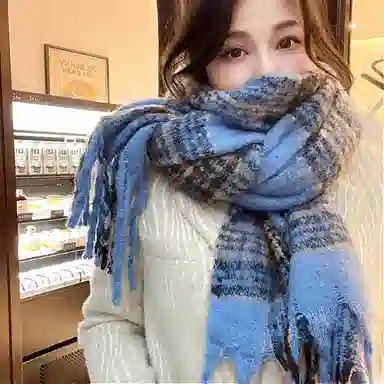 啄木鸟 韩系高级克莱因蓝毛绒秋冬季加厚加宽保暖防寒氛围感百搭新款流苏 绒线围巾 男女同款情侣款