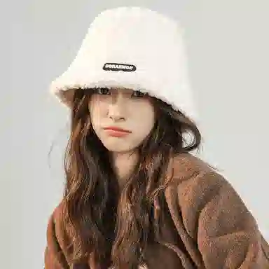 【通勤出街神器】 啄木鸟 羊羔毛秋冬日系百搭显脸小时尚水桶帽加厚保暖毛绒帽子素颜遮脸 聚酯纤维 渔夫帽 男女同款情侣款