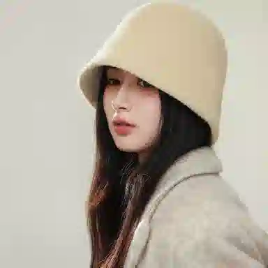 【通勤出街神器】 啄木鸟 纯色高级感水桶帽秋冬保暖百搭毛绒帽子防风防寒韩系盆帽显脸小素颜遮脸轻奢 羊毛 渔夫帽 女款