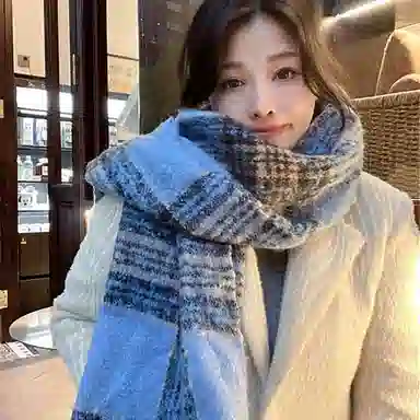 啄木鸟 韩系高级克莱因蓝毛绒秋冬季加厚加宽保暖防寒氛围感百搭新款流苏 绒线围巾 男女同款情侣款